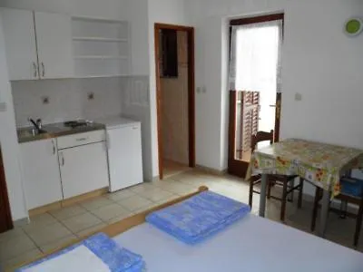 Apartmani Mirjana Studio 7 Baska  Croatia