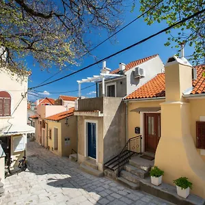 Apartman Little House In, Baška